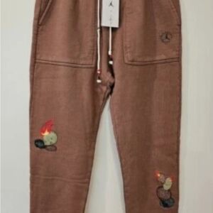 Air Jordan x Travis Scott Archaeo Brown Fleece Pants Men’s Sz M
